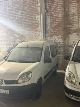lote de 2 coches Renault Kangoo precio de las dos
