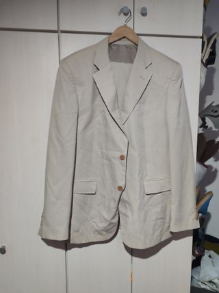Traje de chaqueta beige