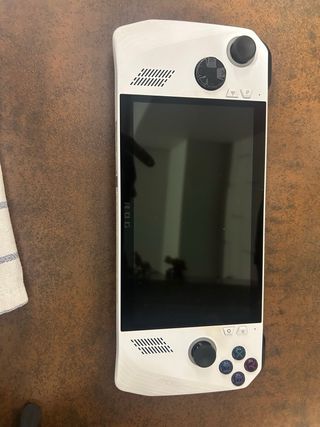 Asus ROG Ally z1 extreme con poco tiempo y poco us