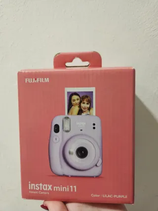 Cámara Instax Mini 11 Morada
