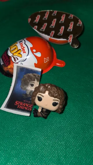 Huevo Kinder Sorpresa Stranger Things Funko