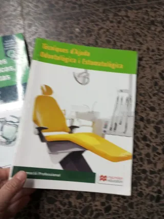 Regalo llibres text FP odontologia