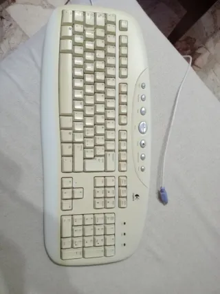Tastiera Logitech Bianca