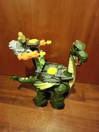 Dinosaurio Apatosaurio con muñeco