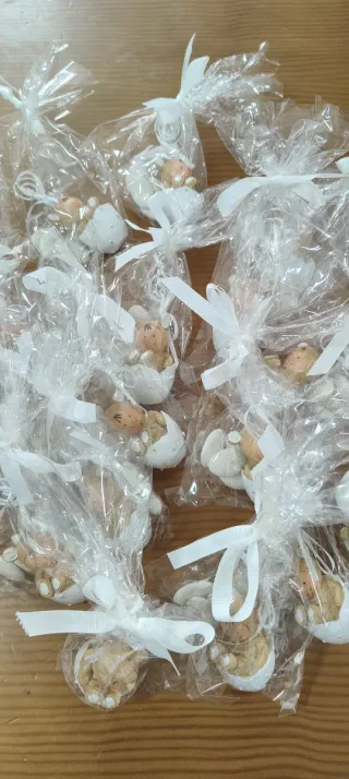 Obsequios para bautizo huevo con bebé osito