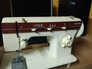 Máquinas de coser Singer (2 unidades)
