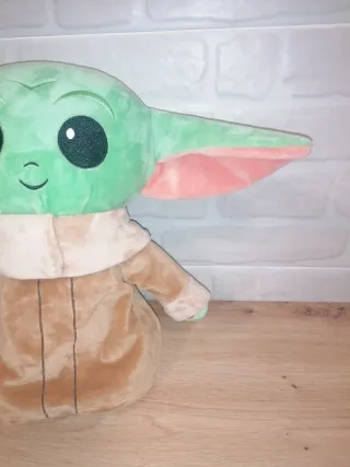 Peluche Bebé Yoda