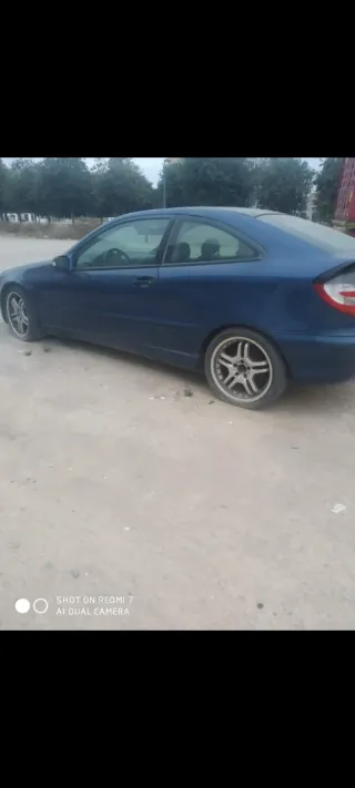 Mercedes-Benz  CLK 2002