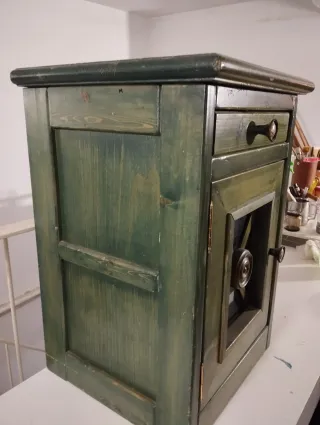 Mesita auxiliar madera maciza con cristal