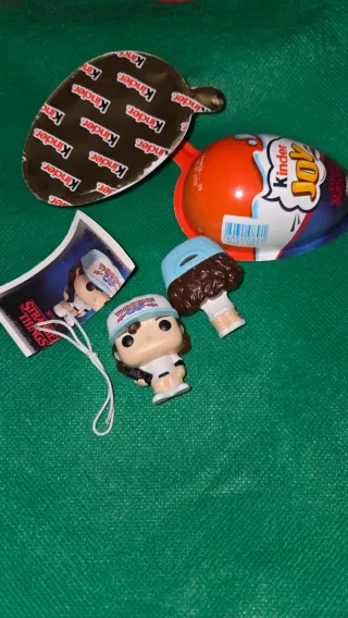 Huevo Kinder Sorpresa Stranger Things