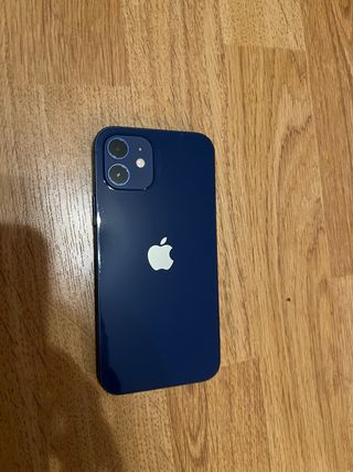 iPhone 12 Azul + 9 fundas + 1 pantalla protectora