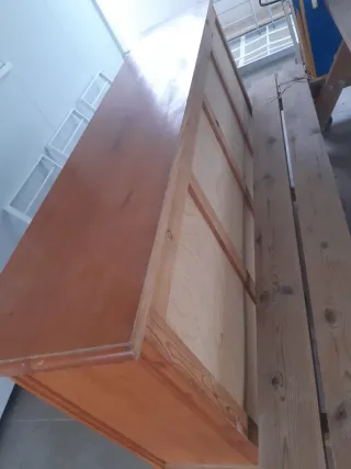 Aparador de madera maciza