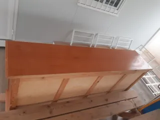 Aparador de madera maciza