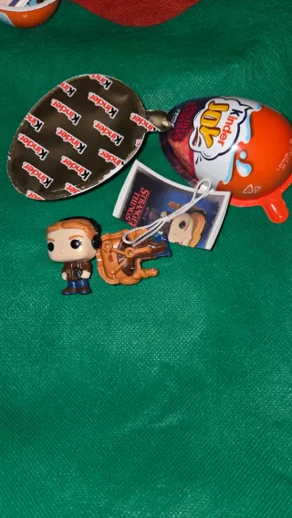 Huevo Kinder Sorpresa Stranger Things Funko
