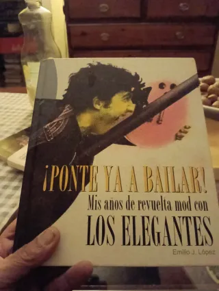 Revival mod y emilio elegante