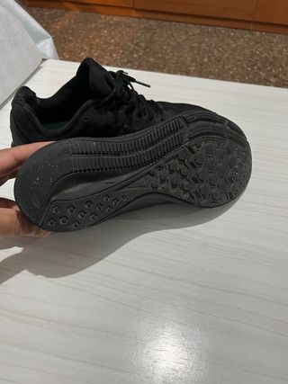 Zapatillas Nike Downshifter 7 Negras