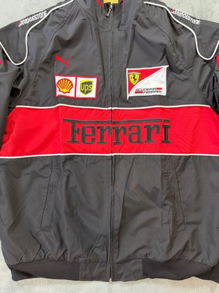 Chaqueta Ferrari Negra y Roja Talla L