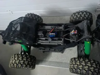 Coche RC Traxxas X-Maxx 8s verde
