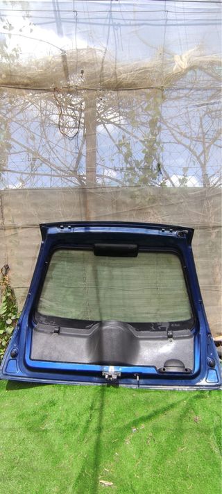 Portón trasero ,capo,puertas.Opel Corsa C azul
