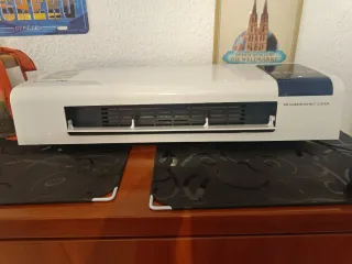 Calefactor Blanco y Azul