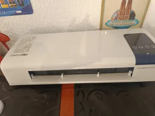 Calefactor Blanco y Azul