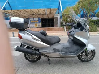 Suzuki Burgman 650cc 2004