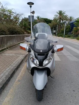 Suzuki Burgman 650cc 2004