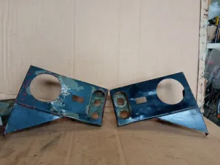 Soportes Faros Y PILOTOS LAND ROVER MILITAR