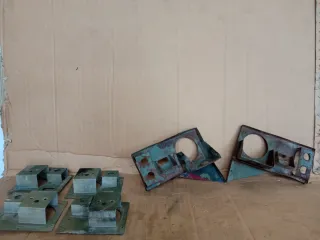 Soportes Faros Y PILOTOS LAND ROVER MILITAR