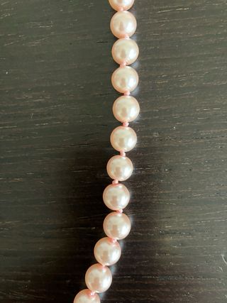 Collar de perlas rosadas (imitación)