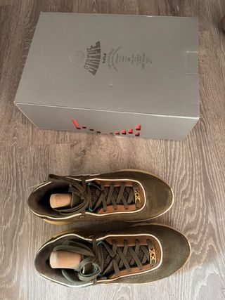 Nike LeBron XX Talla 40 Verde/Marrón