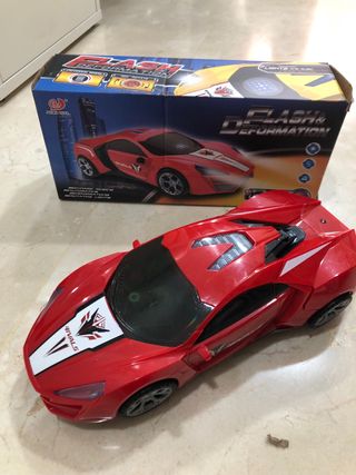 Coche de Juguete Flash Deformation