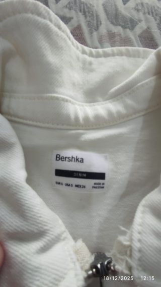 Mono vaquero corto Bershka Talla S
