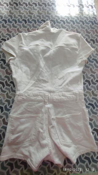Mono vaquero corto Bershka Talla S