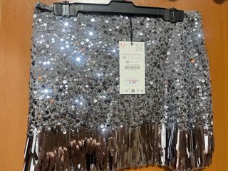 Falda Zara fiesta lentejuelas plateada