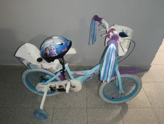 Bicicleta niña Frozen 16 con casco y ruedines