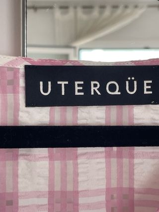 Blusa Uterqüe cuadros rosa y blanco