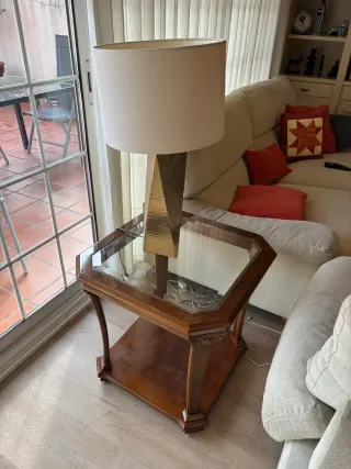 Mesa auxiliar madera y cristal