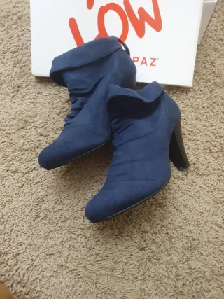 Botines LÔW ante azul tacón 8 cm