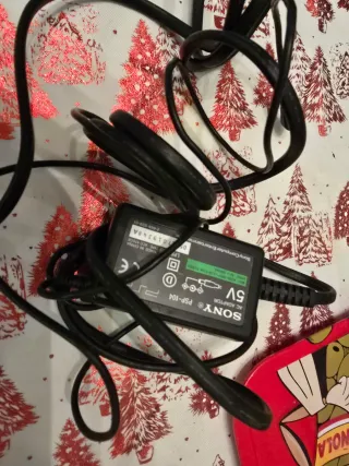 Sony PSP 3000 Blanca Con 2 juegos