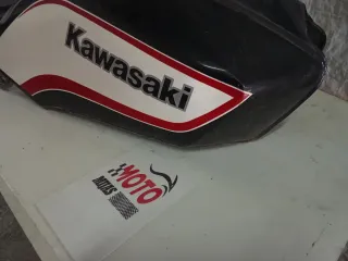 Tanque Gasolina Kawasaki Negro