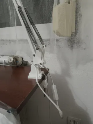 Flexo de escritorio blanco