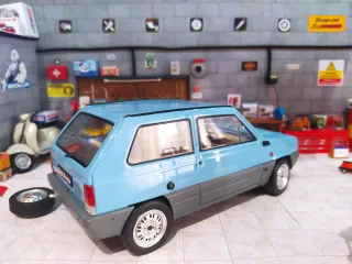 Maqueta SEAT Panda escala 1:18