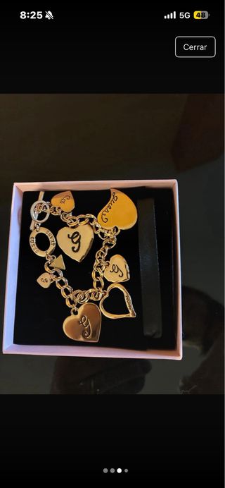 Pulsera Guess Corazones Dorados