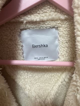 Cazadora doble faz Bershka beige
