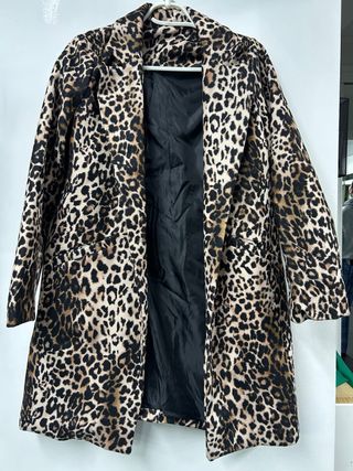 Abrigo estampado leopardo