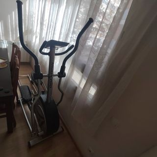 Máquina Elíptica Gimnasio