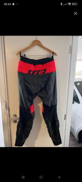 Mono 2 piezas SECA y botas