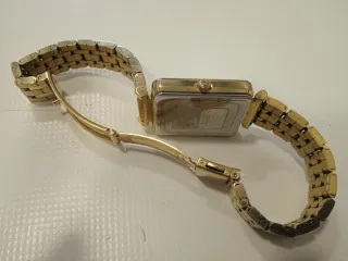 Reloj Viceroy Mujer Dorado
