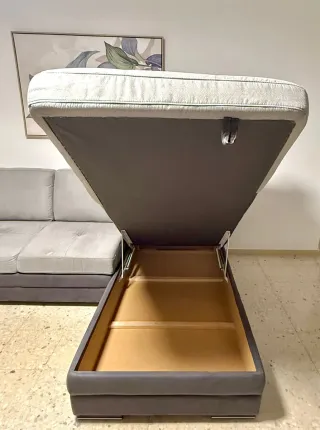 Sofá modular gris y marrón